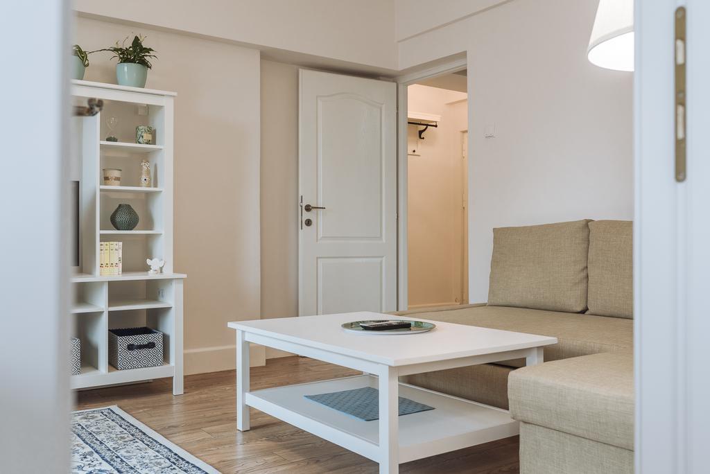 River View - Old City Apartment บูคาเรสต์ ภายนอก รูปภาพ